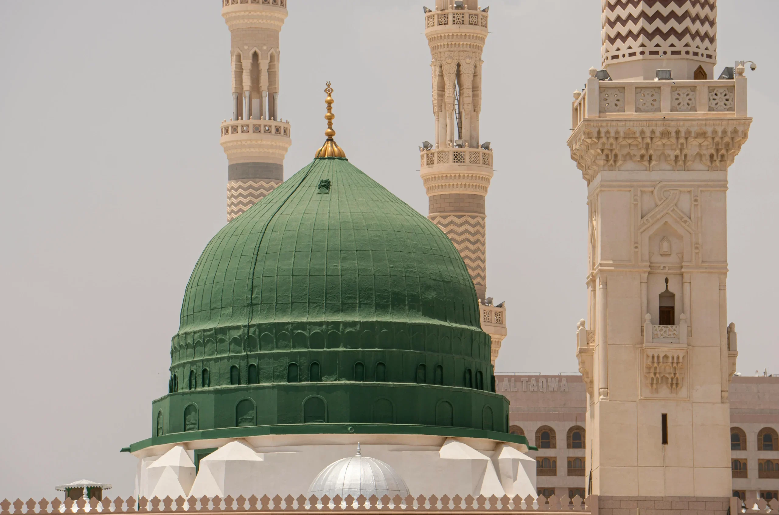 pexels-yasirgurbuz-11259857